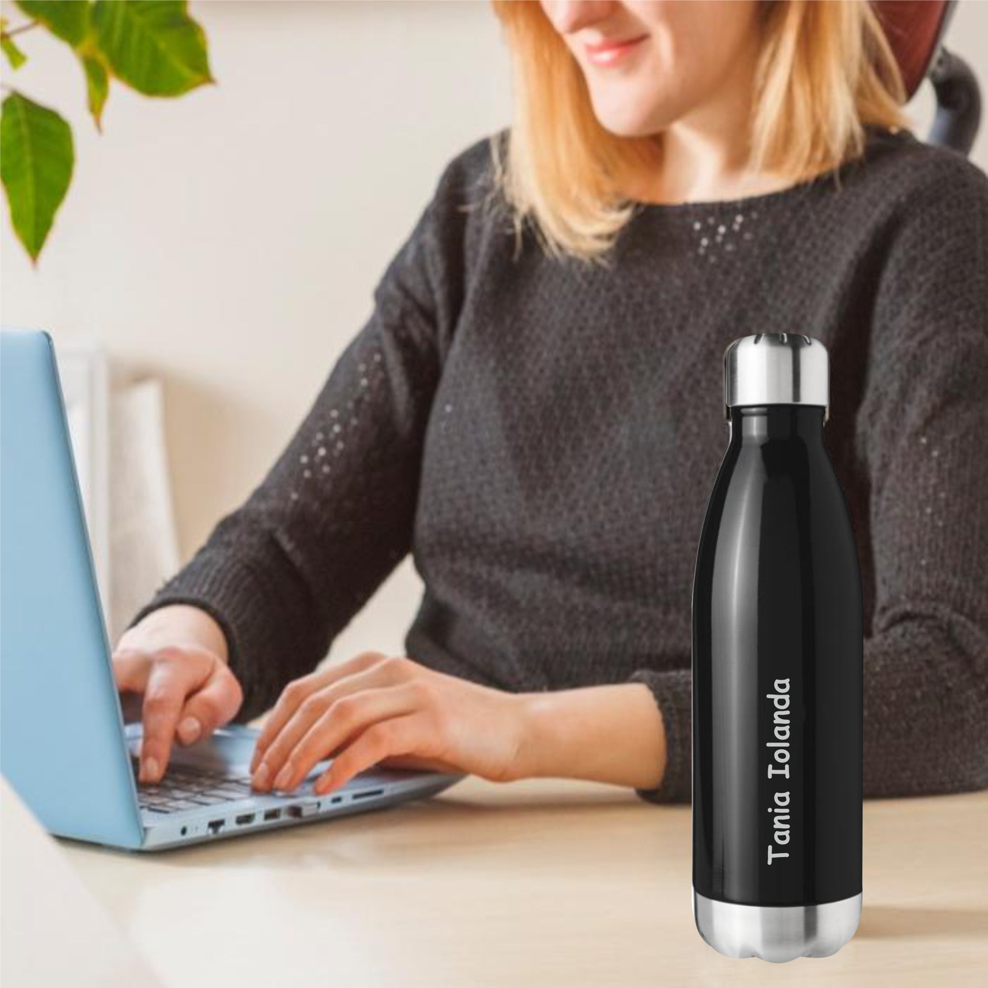 Sticla Termos din Inox, Personalizata cu numele tau, Pereti Dubli, 0.5 L, Negru